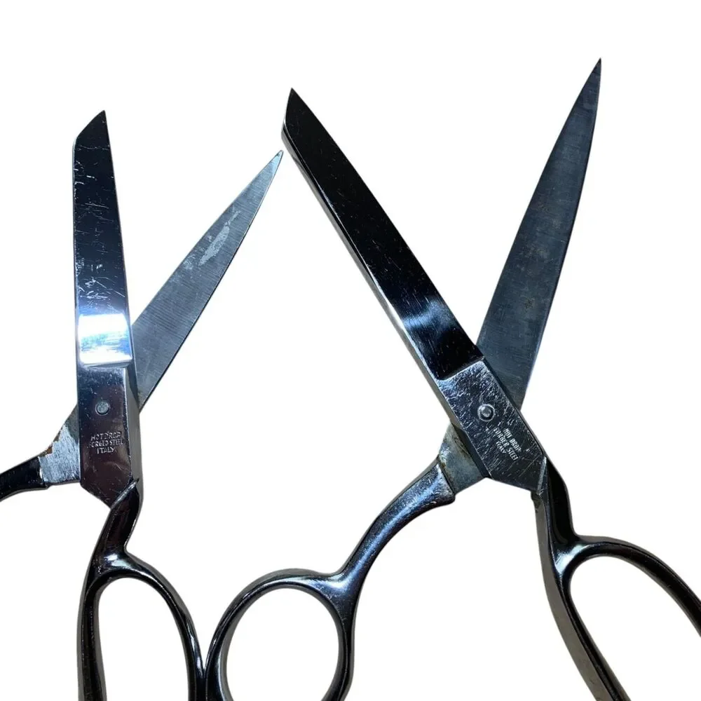 Vintage Hot Drop Set of 2 Forged Steel Scissors Italy 7in 8in Seamstress Sewing